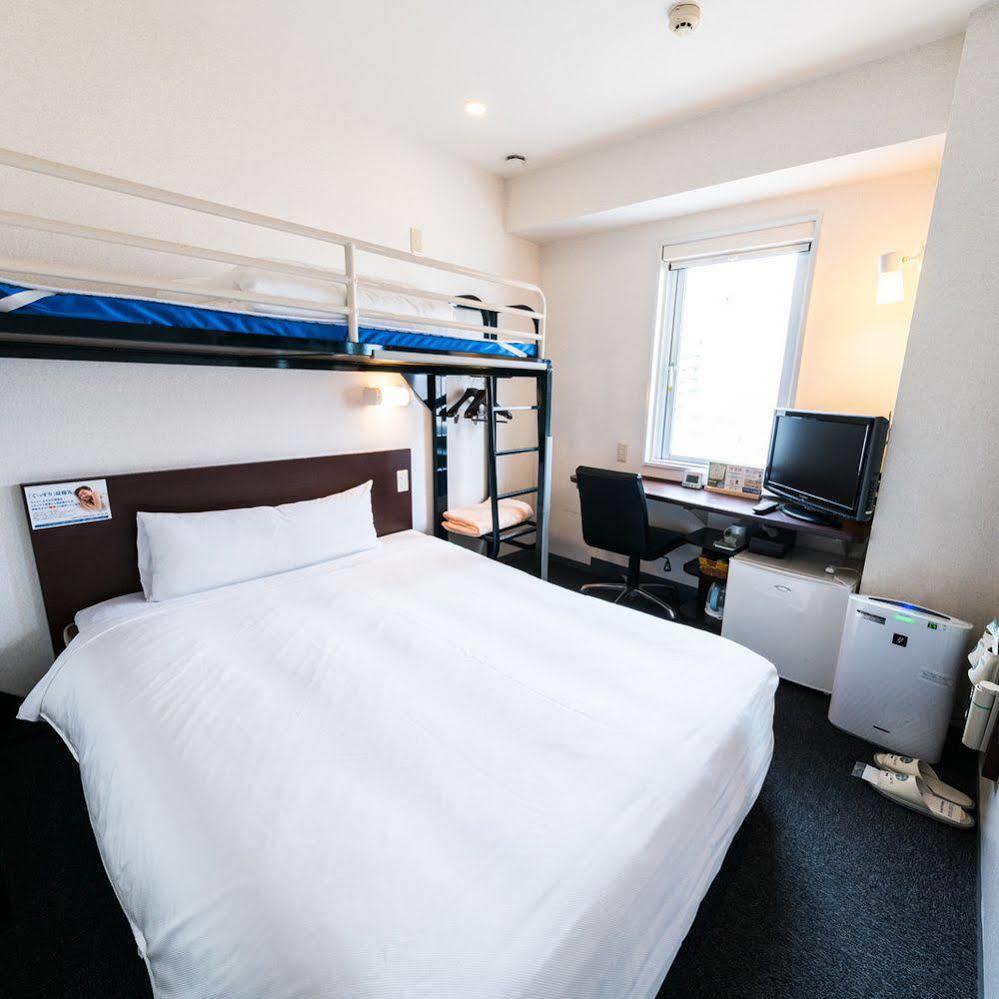 Super Hotel Naha Shintoshin Zewnętrze zdjęcie