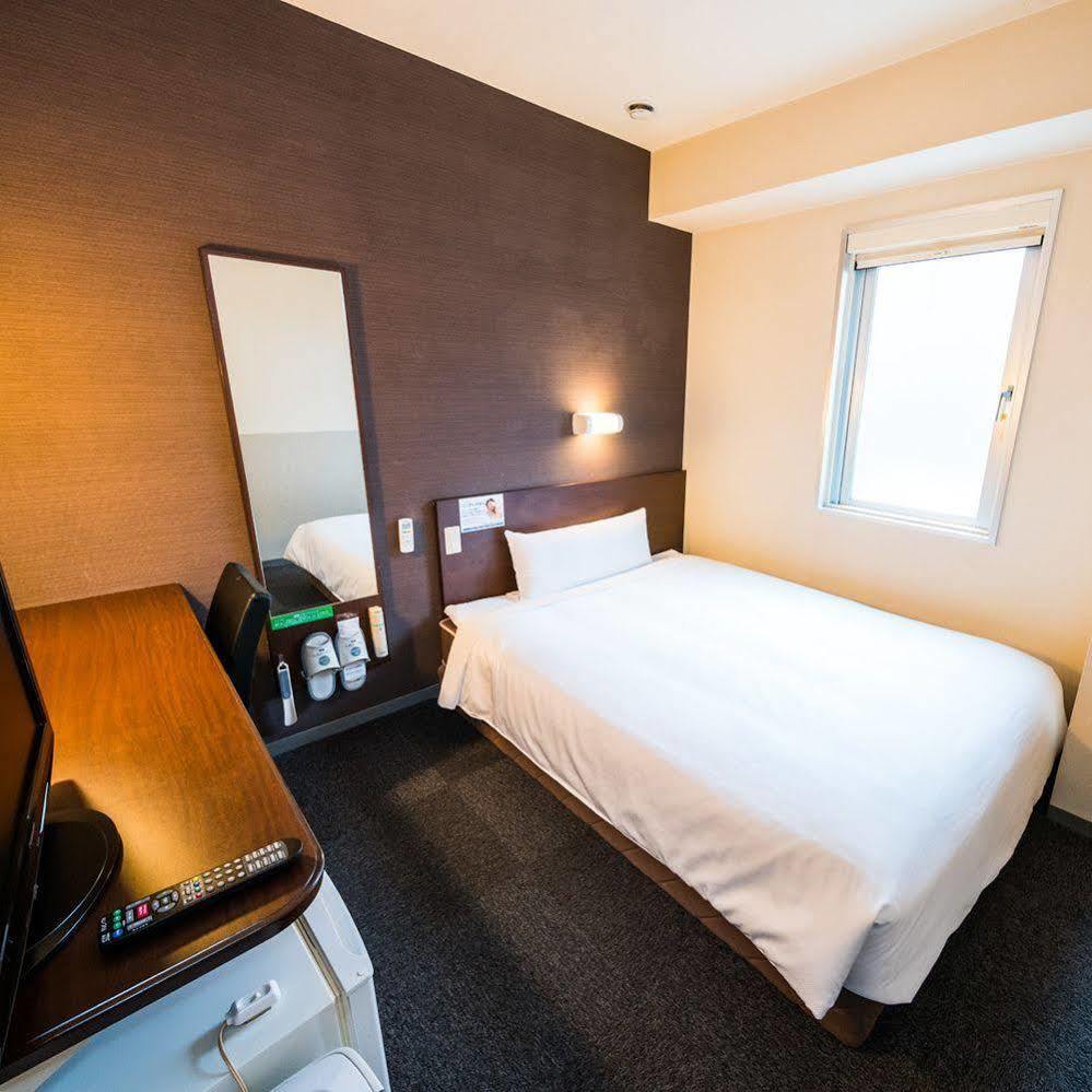 Super Hotel Naha Shintoshin Zewnętrze zdjęcie